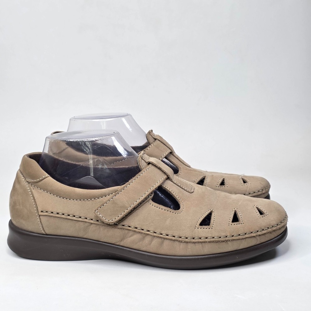 SAS Roamer‎ EZ Strap Walking Shoes Size 10 M Sage Beige Leather Comfort Sandals